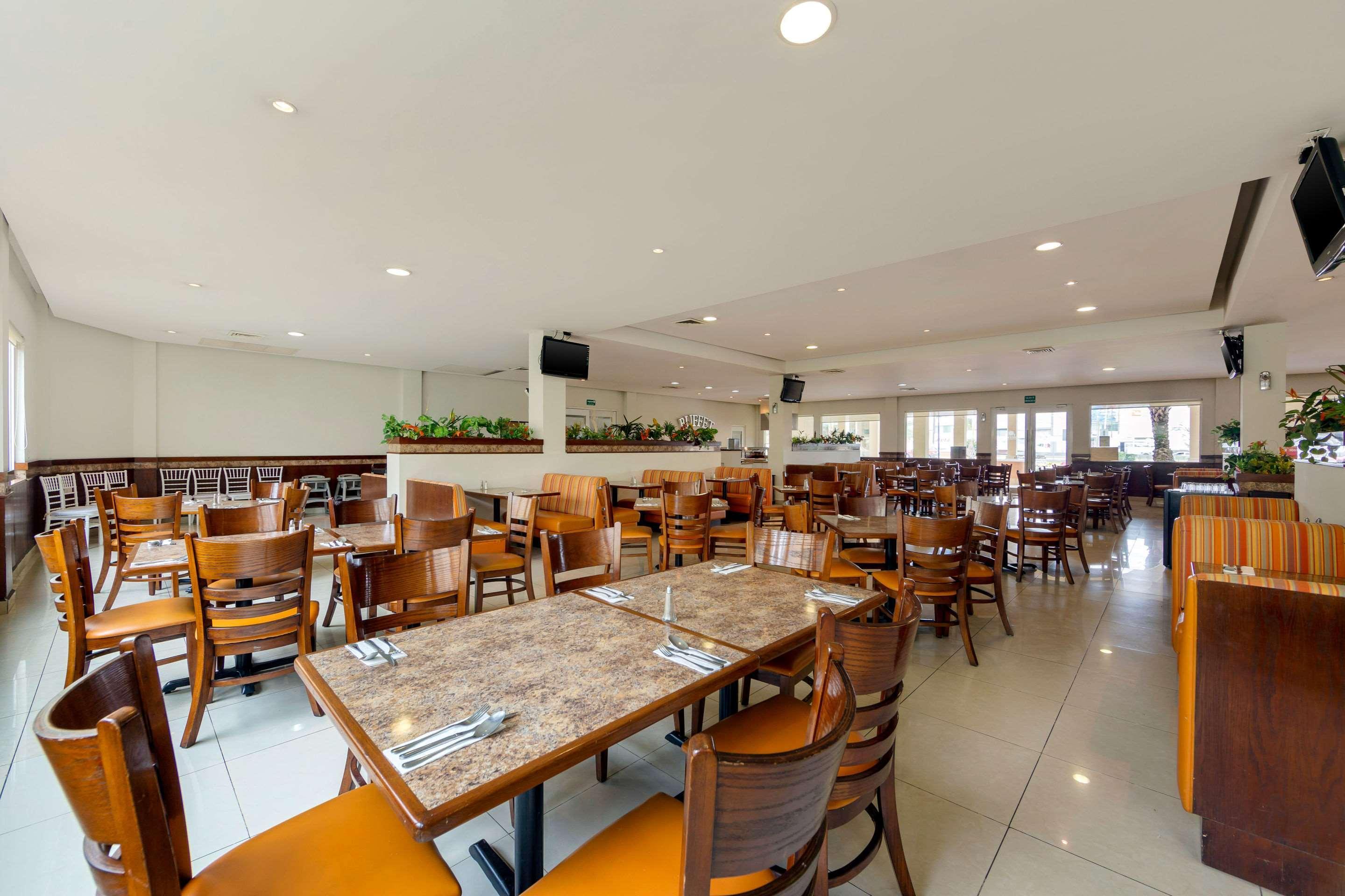 蒙特雷北康福特因酒店 San Nicolás de los Garzas 外观 照片